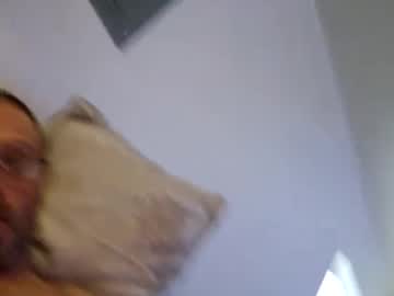Strongskin Chaturbate stream image from February 24, 2025