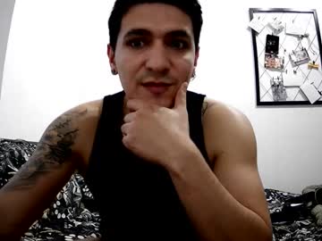 Damiendesir Chaturbate stream image from February 24, 2025