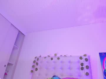Miaa_Bell_ Chaturbate stream image from February 24, 2025