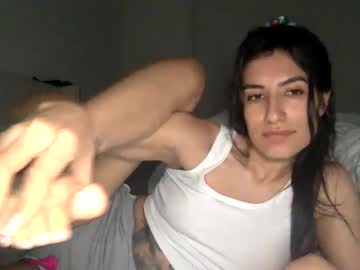 Vibingwithchloe Chaturbate stream image from February 24, 2025