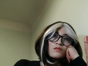 Elsa019 Chaturbate stream image from February 24, 2025