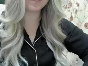 Blondymargaret Chaturbate stream image from February 24, 2025