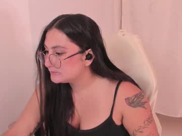 Emmatrammel Chaturbate stream image from February 24, 2025