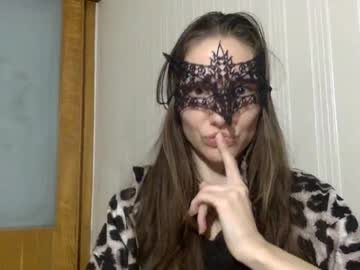 Cometanew Chaturbate stream image from February 24, 2025