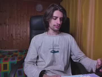 Julian_Cassablanca Chaturbate stream image from February 24, 2025