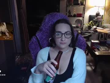 Jerilynn Chaturbate stream image from February 25, 2025