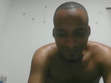 Yecormi30 Chaturbate stream image from February 25, 2025