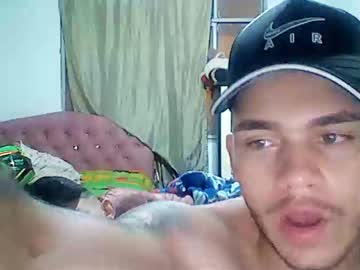 Maluma_Sexxy Chaturbate stream image from February 25, 2025