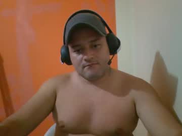 Hesh1994 Chaturbate stream image from February 25, 2025