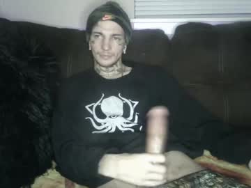 Amiri_Sweater Chaturbate stream image from February 25, 2025