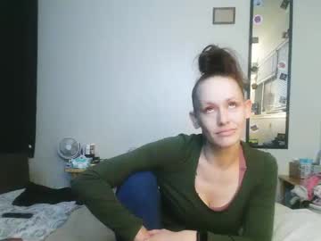 Caliibaddie Chaturbate stream image from February 25, 2025