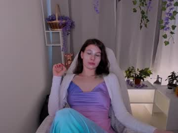 Crimson_Kiss_One Chaturbate stream image from February 25, 2025
