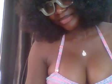 Ebony_Petitxx Chaturbate stream image from February 25, 2025