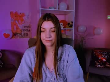 Nova_Cutie Chaturbate stream image from February 25, 2025