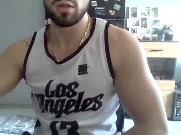 Curlyyybabyyy Chaturbate stream image from February 25, 2025