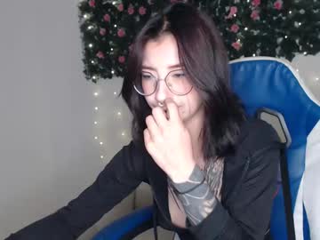 Niki_Pd Chaturbate stream image from February 25, 2025