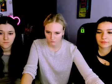 Arina_Lalala Chaturbate stream image from February 25, 2025