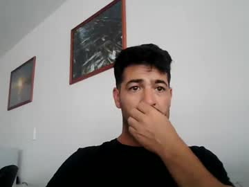 Emiliansrusi Chaturbate stream image from February 25, 2025