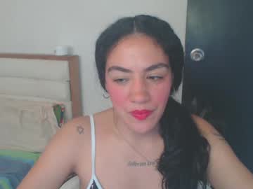 Mulan_Pregnant Chaturbate stream image from February 25, 2025