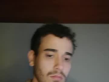 Oliverlone Chaturbate stream image from February 25, 2025