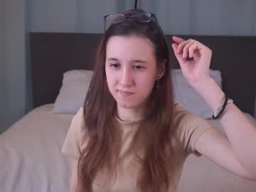 Cloverchauncey Chaturbate stream image from February 25, 2025