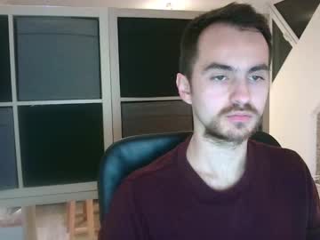 Danielbt28 Chaturbate stream image from February 25, 2025