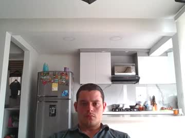 Kenchoo Chaturbate stream image from February 25, 2025