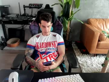 Pierrefitch Chaturbate stream image from February 25, 2025