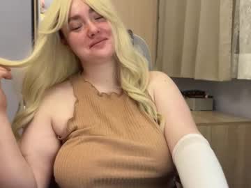 Eva_Fisson Chaturbate stream image from February 25, 2025