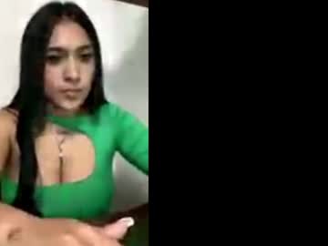 Dulcii677 Chaturbate stream image from February 25, 2025