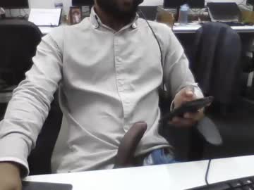 Kingmakai Chaturbate stream image from February 25, 2025