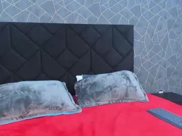Lilla_Rossy Chaturbate stream image from February 25, 2025