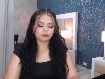 Katerinemoon Chaturbate stream image from February 26, 2025