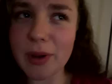 Shortnsweetbabe Chaturbate stream image from February 26, 2025