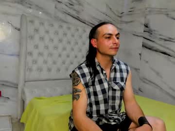 Damian_And_Tiana Chaturbate stream image from February 26, 2025