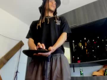 Ozaru_ Chaturbate stream image from February 26, 2025