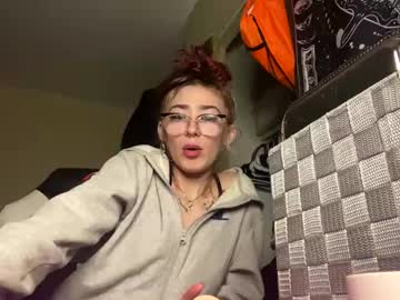 Sarahvine Chaturbate stream image from February 26, 2025