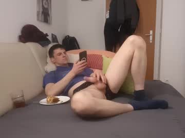 Molnaratti14 Chaturbate stream image from February 26, 2025