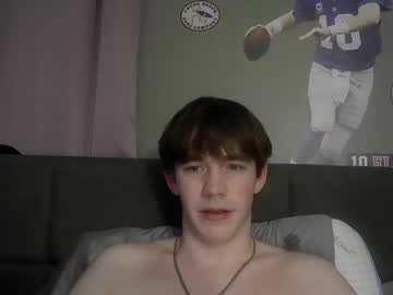 Yungphysique0 Chaturbate stream image from February 26, 2025