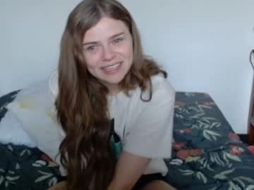 Haleyreedme Chaturbate stream image from February 26, 2025