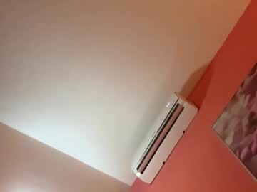 Alexxiox97 Chaturbate stream image from February 26, 2025