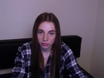 Miadevil_ Chaturbate stream image from February 26, 2025