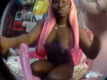Hollytheenymphet Chaturbate stream image from February 26, 2025