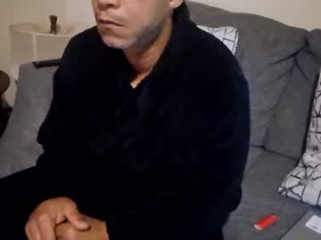 Goldenbeast6116 Chaturbate stream image from February 26, 2025