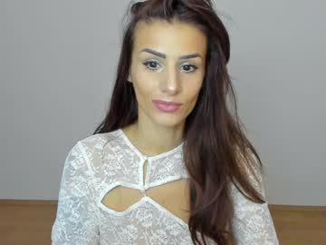 Alphaqueenx Chaturbate stream image from February 26, 2025