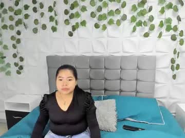 Bruna_Cg Chaturbate stream image from February 26, 2025