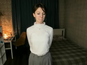 Esmabluitt Chaturbate stream image from February 26, 2025