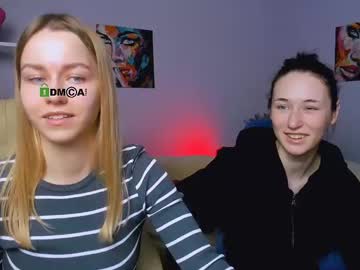 Vivienne_Sweet Chaturbate stream image from February 26, 2025