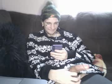 Amiri_Sweater Chaturbate stream image from February 26, 2025