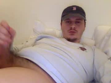 Bellequeuebe Chaturbate stream image from February 26, 2025